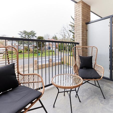 Apartamento The Wembley Park Wonder - Charming 2Bdr Flat With Balcony Londres Exterior foto